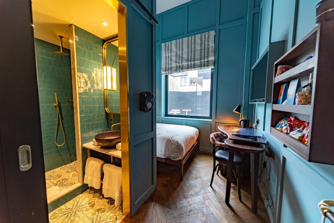 The Dean Galway Hotel ภายนอก รูปภาพ